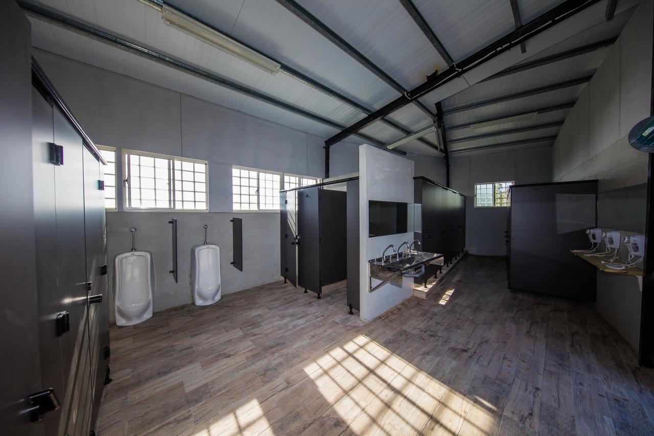 Отель Xiao Liu Qiu Camp Zone Сяолюцю Экстерьер фото